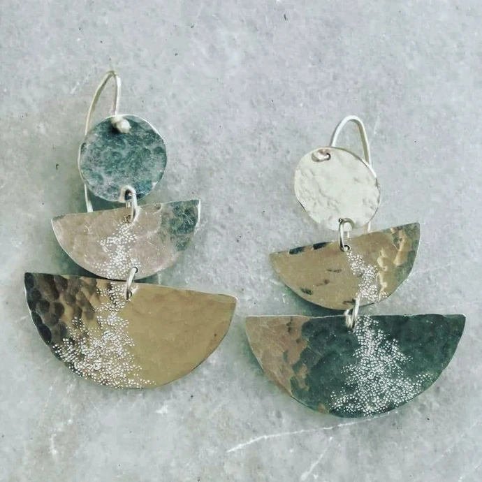 Formation bijouterie Bruxelles boucles d'oreilles argent Les Ateliers du Bijou Contemporain