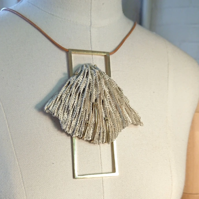Formation bijouterie Bruxelles collier Les Ateliers du Bijou Contemporain