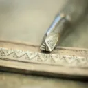 Cours en ligne - Poinçonnage et création de poinçons - Matthieu Cheminée
